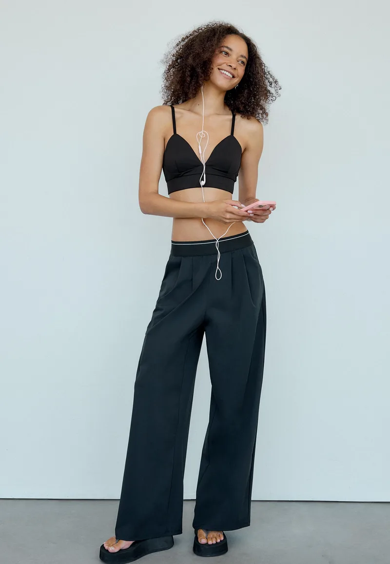 Stradivarius Cropped Τοπ Κορσέ Μαύρο L