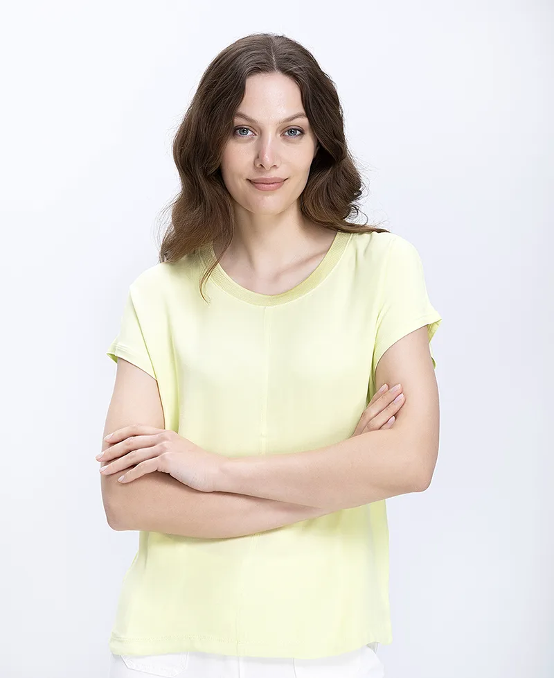 Γυναικεία Μπλούζα Relaxed Fit Με Satin Υφή
