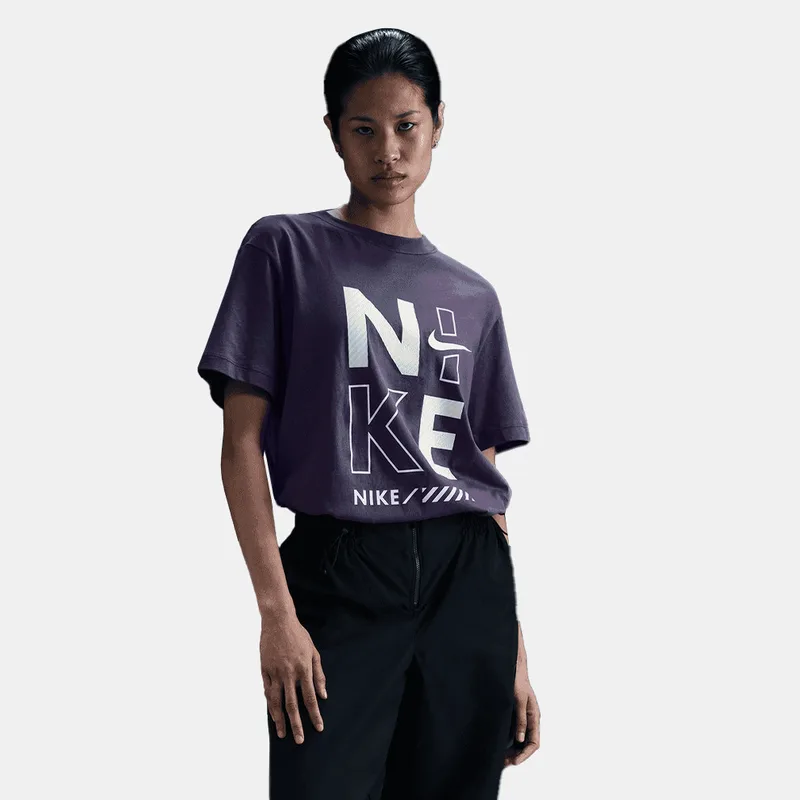 Nike Sportswear Graphic Γυναικείο T-Shirt (9000190348_52386)