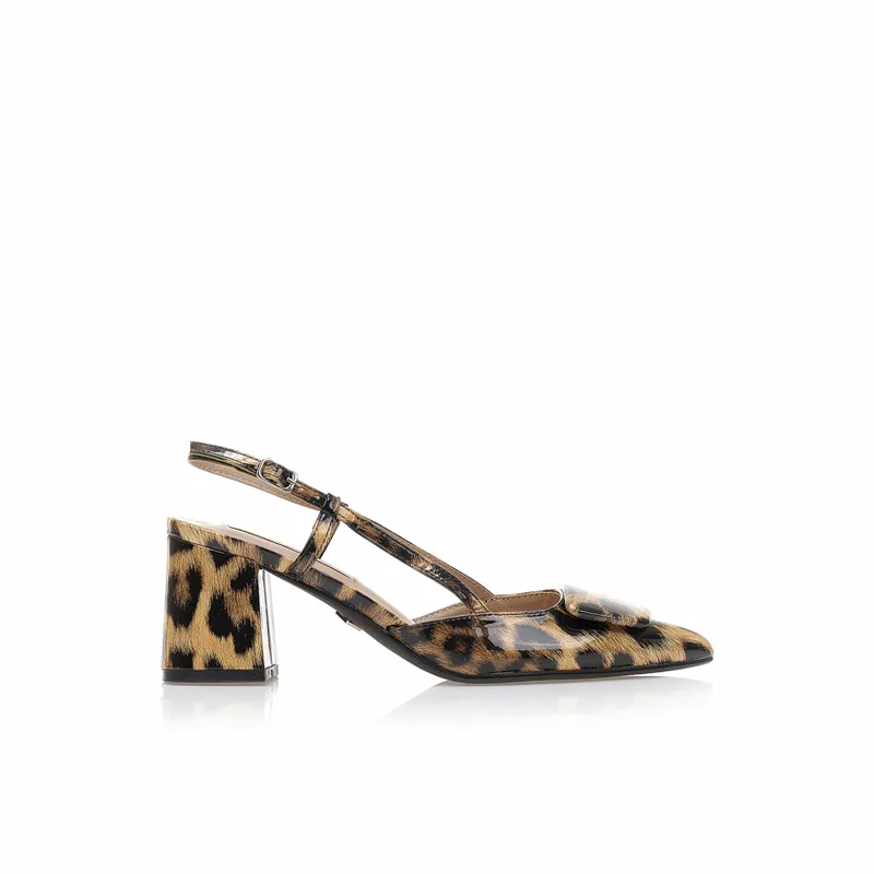 Γόβες animal print λουστρίνι με αγκράφα ΛΕΟΠΑΡ