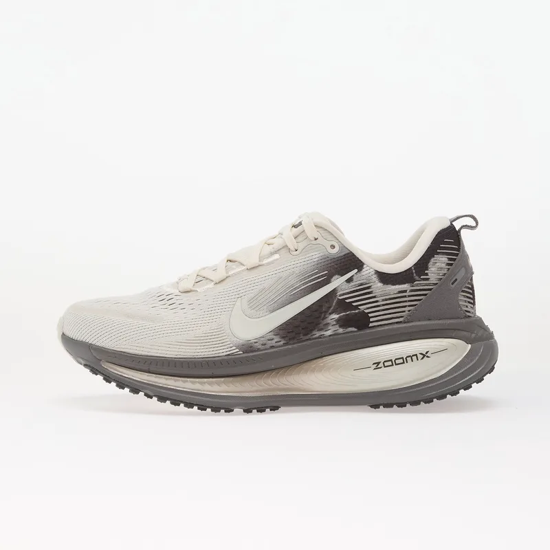 Sneakers Nike Vomero 18 Se Phantom/ Sail-Pencil Point-Anthracite EUR 38
