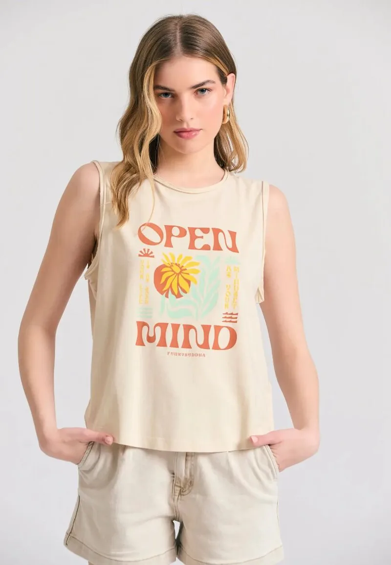 Funky Buddha Γυναικείο T-shirt με Graphic Print FBL011-169-04 Εκρου