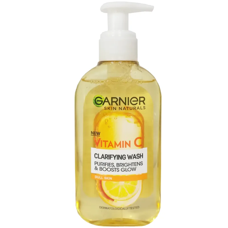Garnier Skinactive Vitamin C Clarifying Face Wash Gel for Dull Skin Καθημερινό Gel Καθαρισμού Προσώπου με Βιταμίνη C για Λάμψη της Επιδερμίδας 200ml