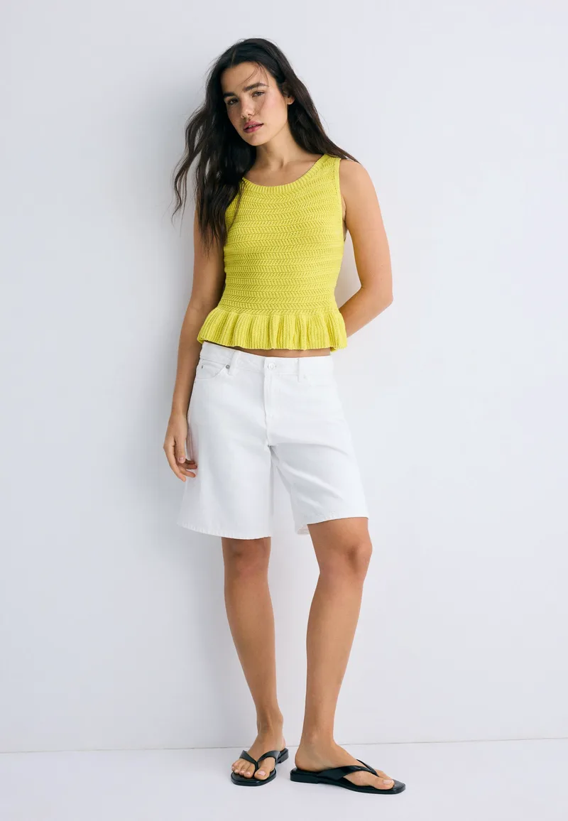 Stradivarius Πλεκτό Τοπ Peplum Χρυσαφί S