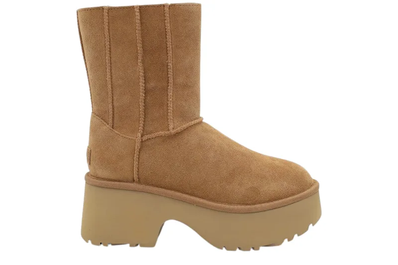Μποτάκια Ugg Classic Twin Seam New Heights 1158313-CHE Γυναικείο