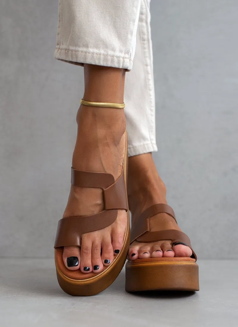 Estil Δερμάτινα σανδάλια flatform - 32 - Tan
