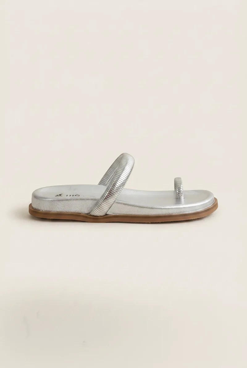 IRIS Toe Ring Flatform Sandals - ELDA SAND - Silver Metallic