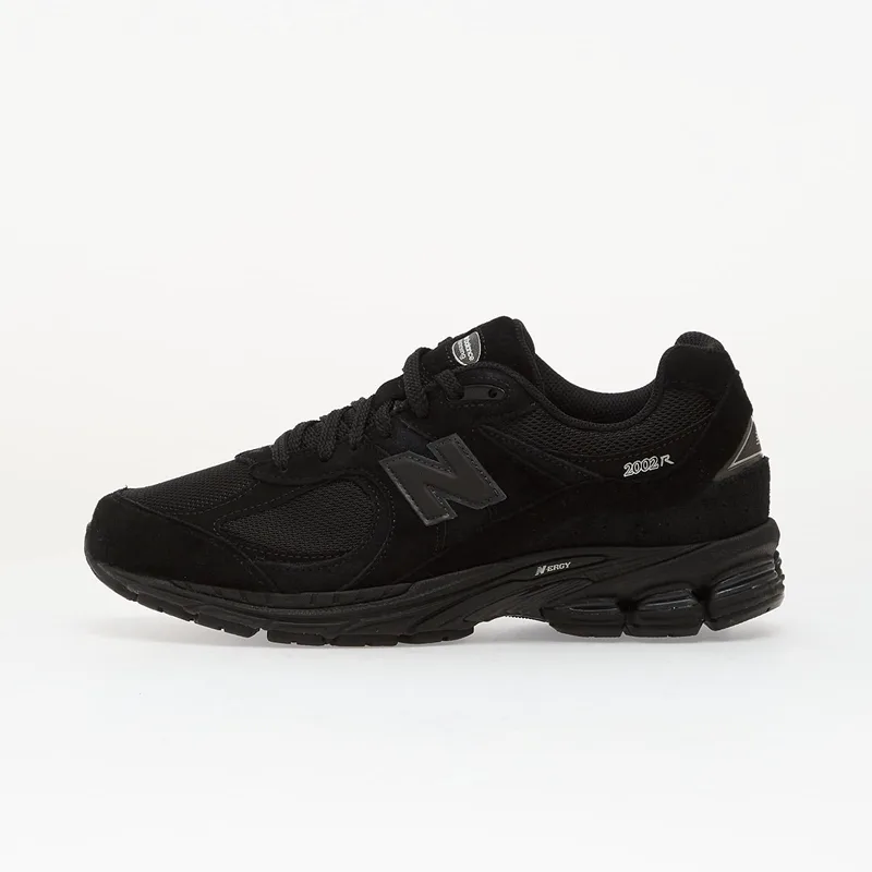 Sneakers New Balance 2002 Black/ Black Metallic EUR 41.5