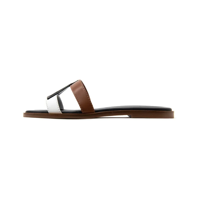 Σανδάλια χωρίς τακούνι Carrano E72794 MESTICO MULTI LEATHER SANDALS WOMEN