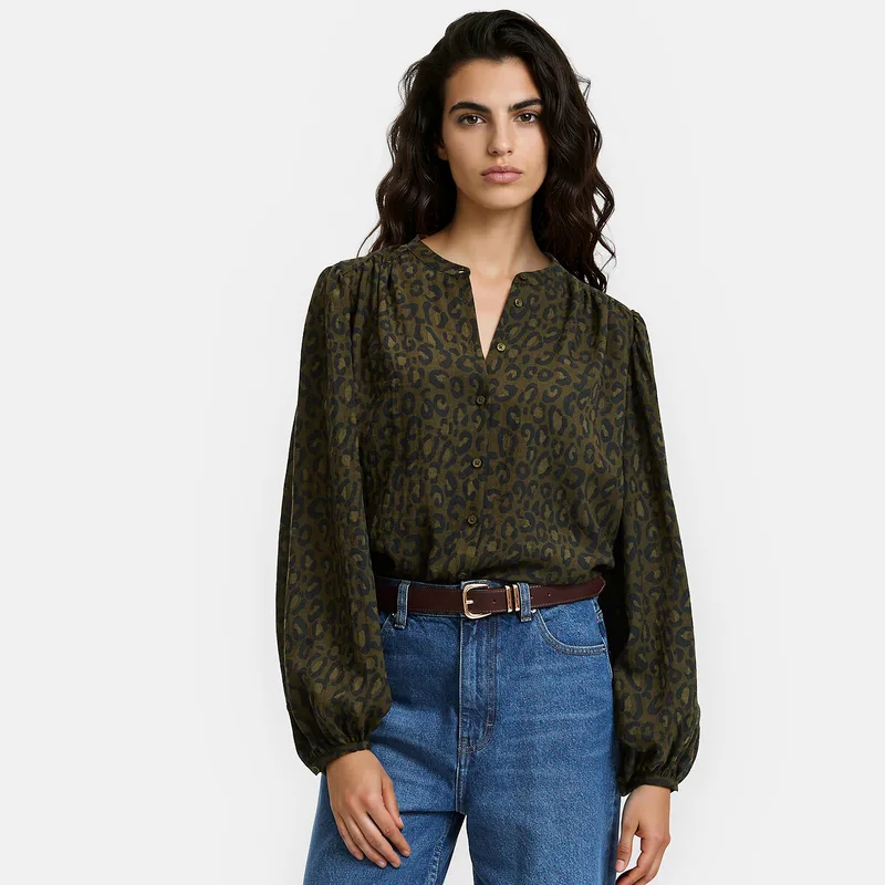 Πουκάμισο oversize με γιακά μάο και λεοπάρ print