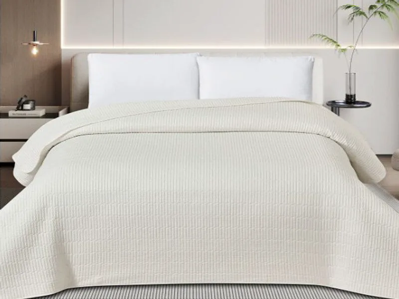 Κουβερλί Κεντημένο Διπλής Όψης 100% Microfiber Γαρύφαλλο - Εκρού-Εκρού, 240x260