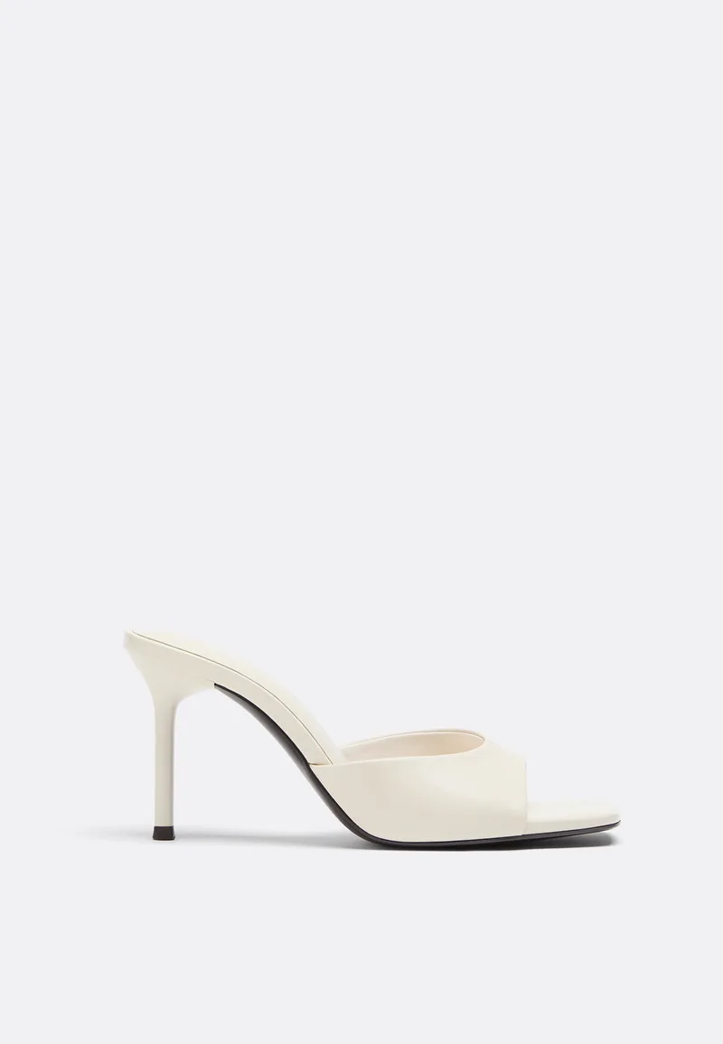Stradivarius Mules Με Τακούνι Εκρού 40