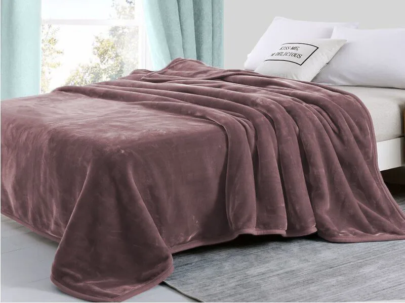 Κουβέρτα Υπέρδιπλη Βελουτέ Super Soft Γαρύφαλλο 220x240 - Σάπιο Μήλο