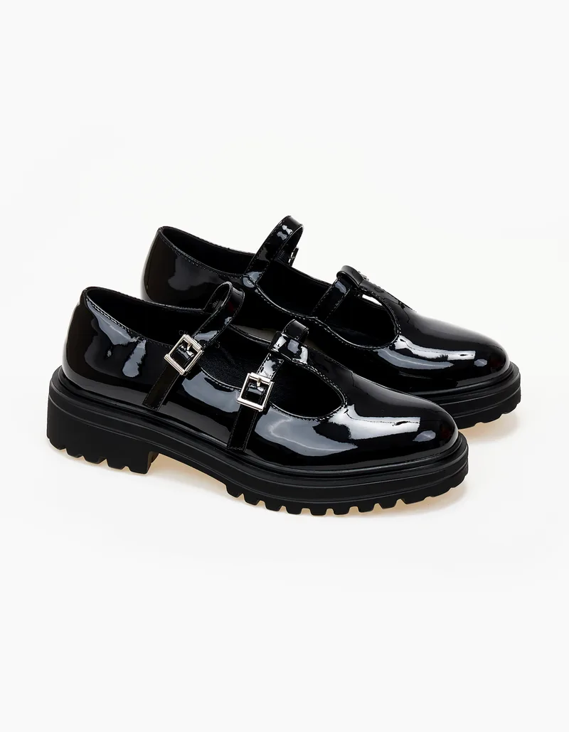 Loafers λουστρίνι με διπλή μπαρέτα - Μαύρο