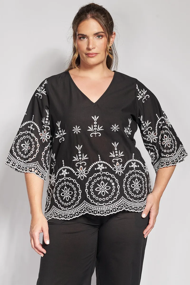 Βαμβακερή μπλούζα με boho κεντήματα