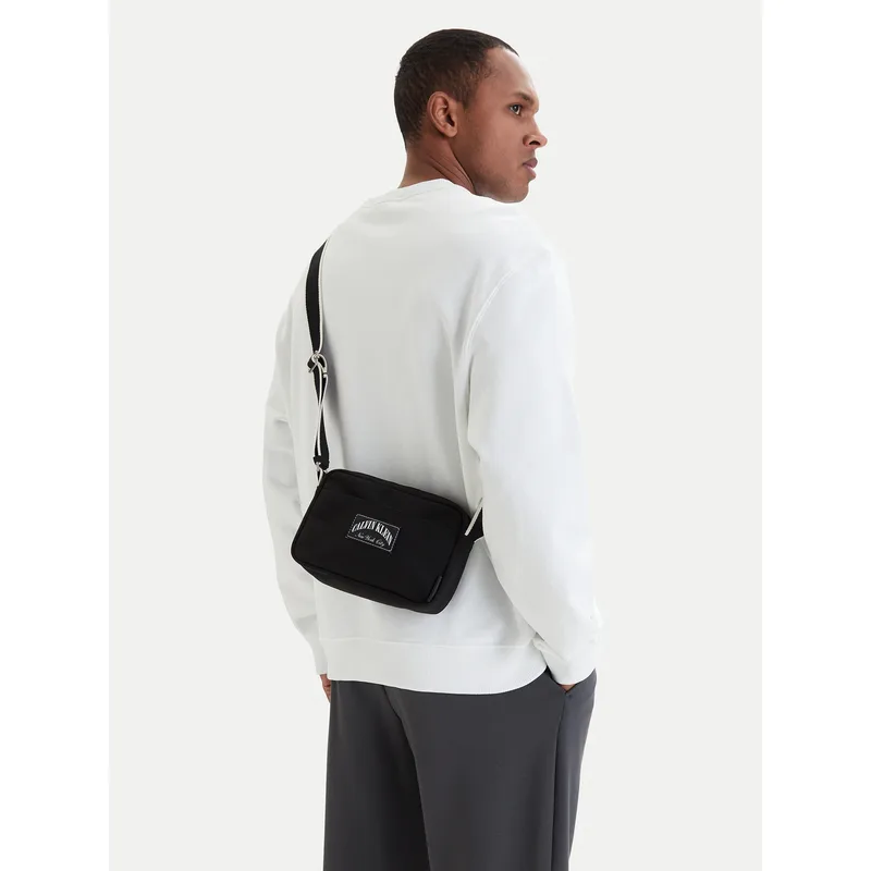 Τσαντάκι Calvin Klein Graphic Capsule Camera Bag LV04D3369G Μαύρο