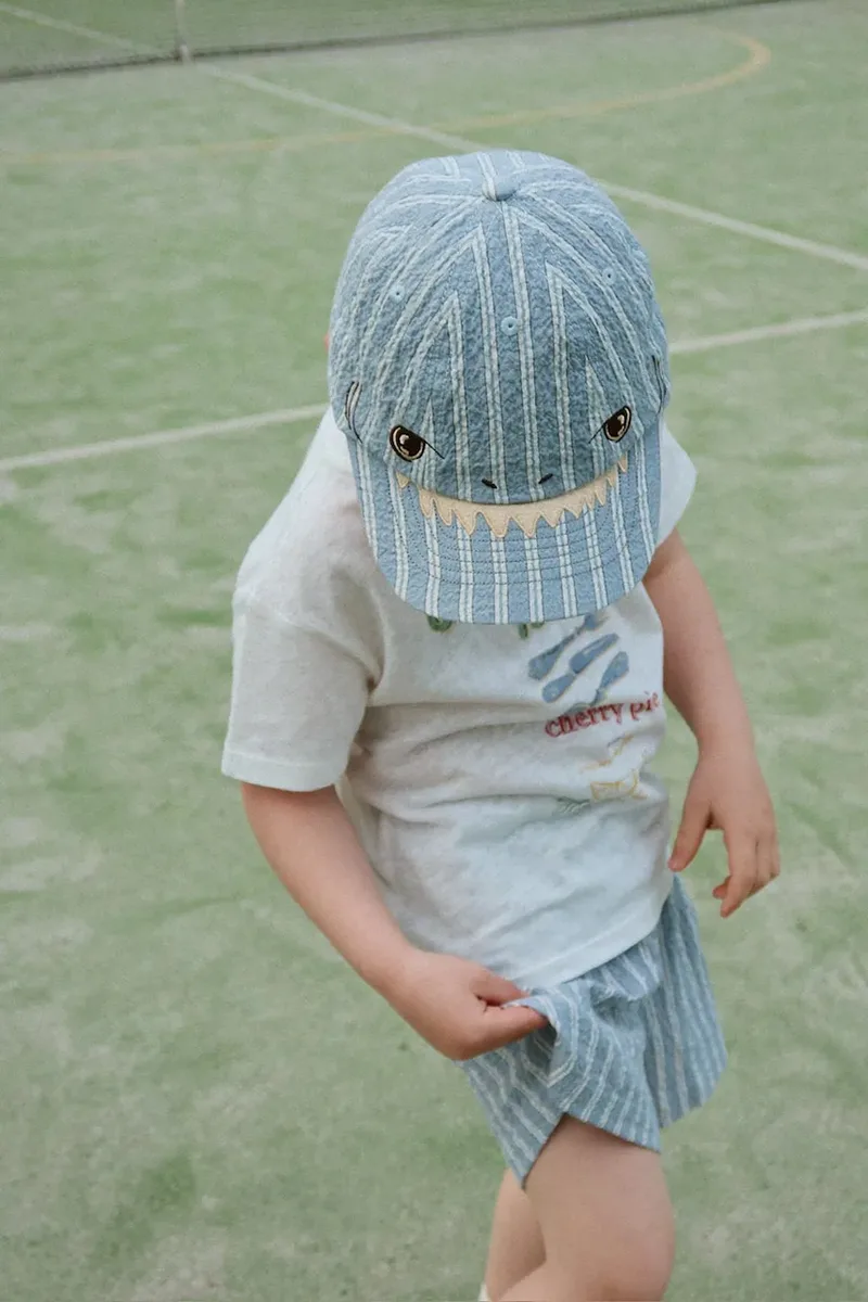 Konges Sløjd καπέλο με γείσο παιδικό βαμβακερό ELLIOT SHARK CAP GOTS