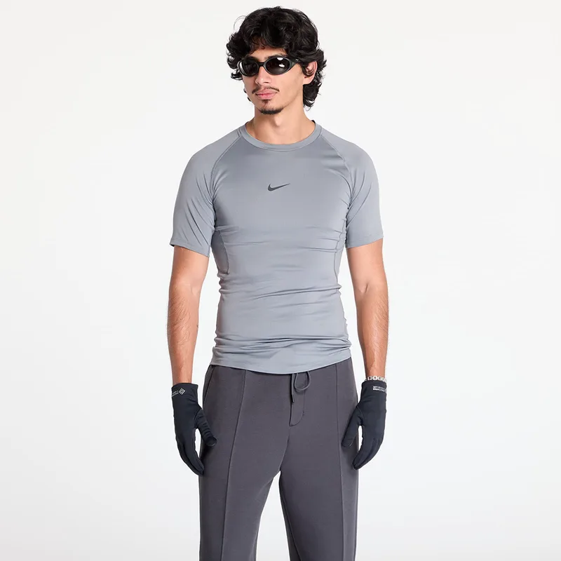 T-shirt Nike Pro Men's Dri-FIT Tight Short-Sleeve Fitness Top Smoke Grey/ Black XL