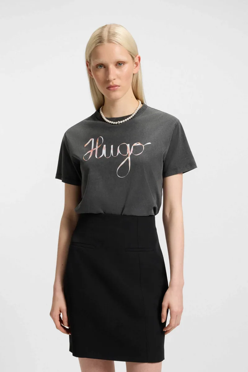 Hugo Boss γυναικείο T-shirt με logo artwork Regular Fit "Damacia" - 50544868 Μαύρο