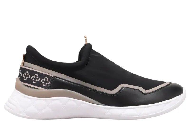 Sneaker Capodarte Με Ιδιαίτερο Σχέδιο 4015794-PRETO Γυναικείο