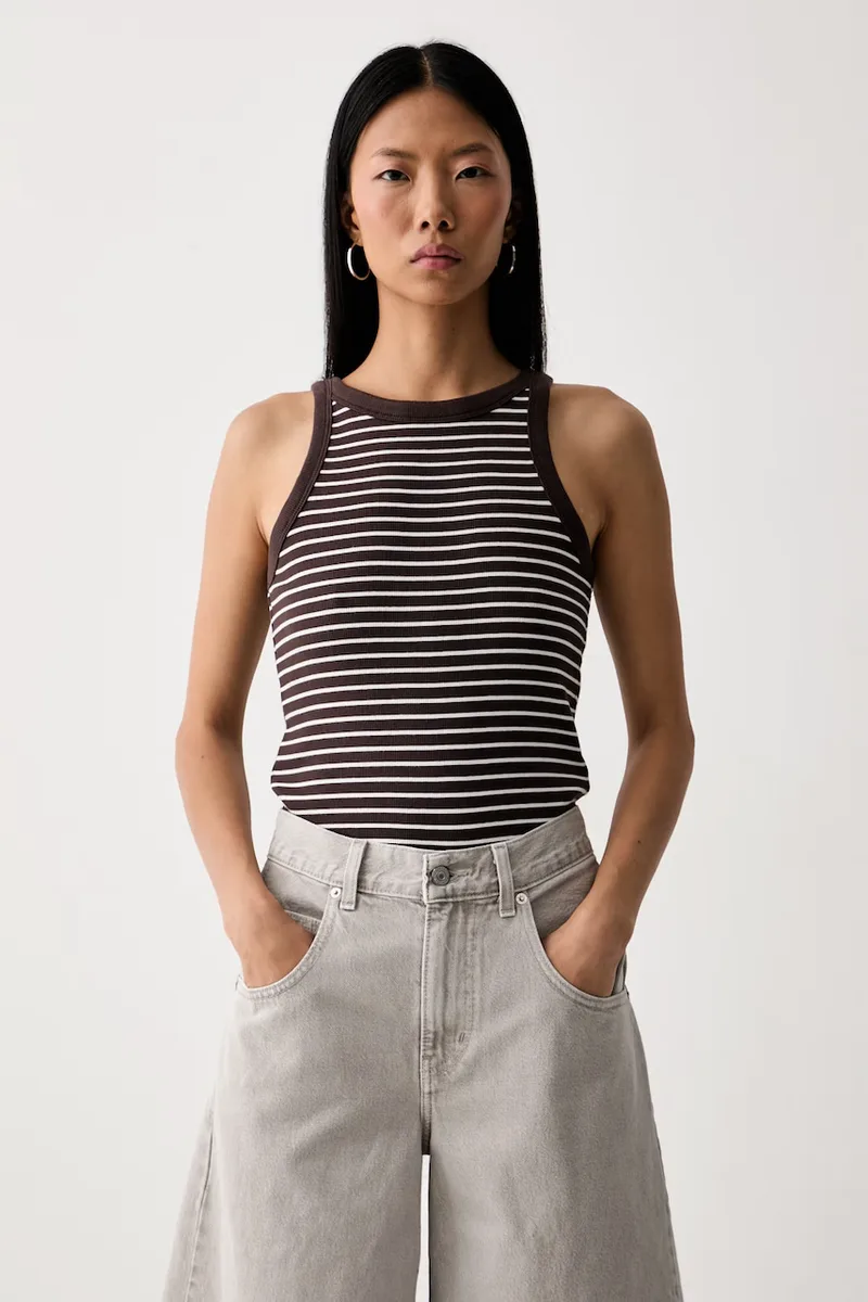Levi's τοπ γυναικείο βαμβακερό ESSENTIAL RACER