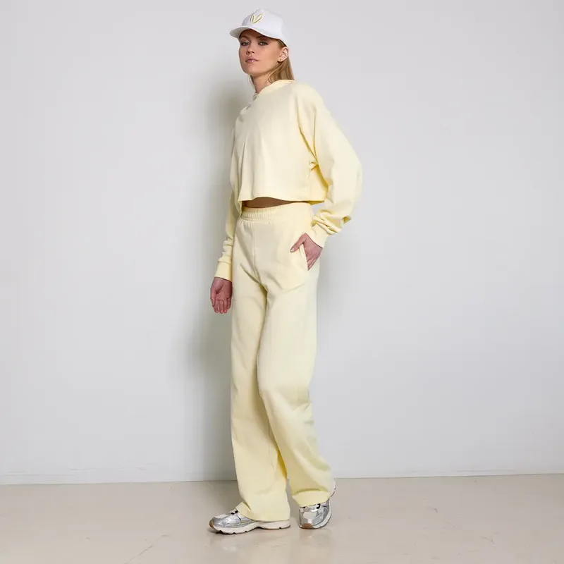 Mellow Straight Leg Sweatpant
