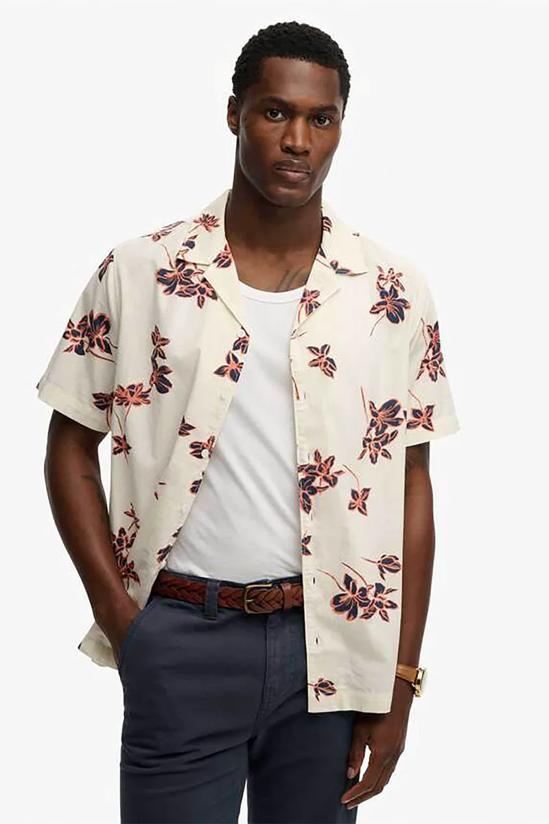 Superdry ανδρικό κοντομάνικο πουκάμισο με all-over print Relaxed Fit "Cabana Poolside" - M4011136A Εκρού
