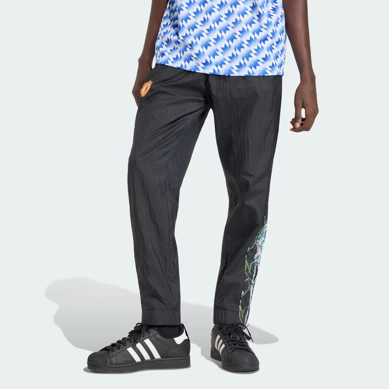 adidas M Manchester United Woven 90 Esofman Alt? (9000278109_1469)