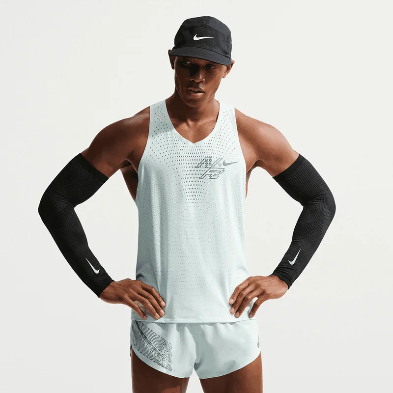 Nike Aeroswift Ανδρικό Αμάνικο T-Shirt (9000257526_91032)