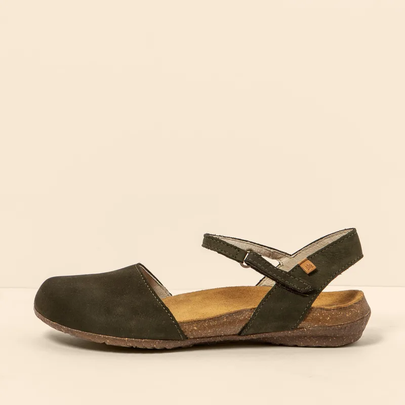 Σανδάλια χωρίς τακούνι El Naturalista 2N4123220005