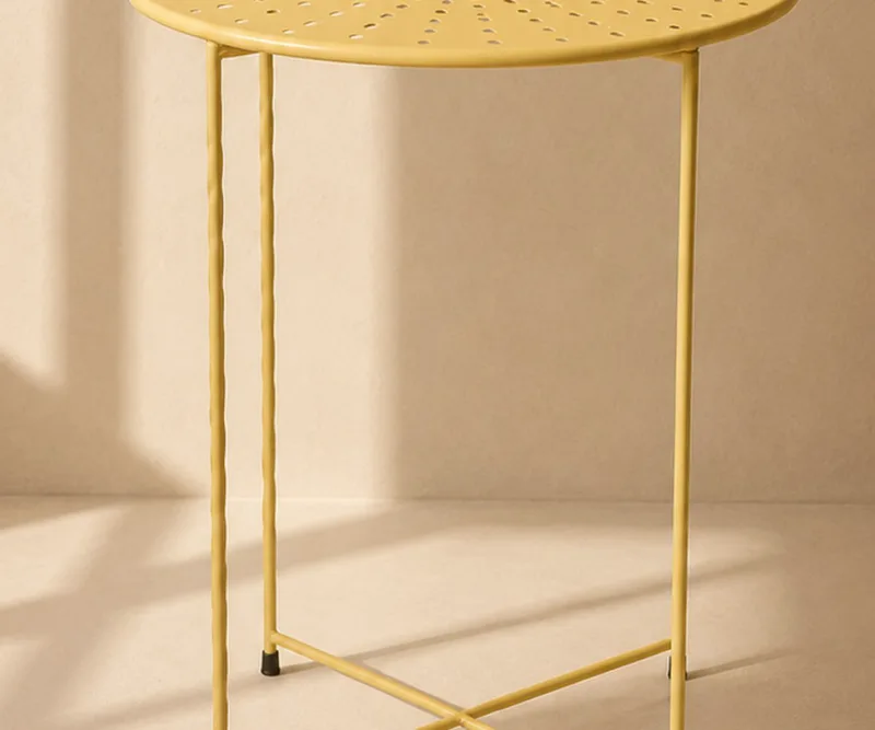 Τραπεζι Μεταλλικο Με Διατρητο Σχεδιο 48Cm 40x40x48cm Κίτρινο Kaeming