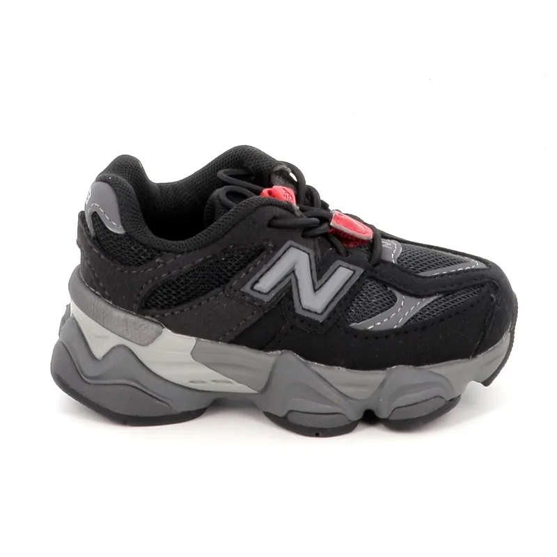 Παιδικό Αθλητικό Παπούτσι για Αγόρι New Balance 9060 Χρώματος Μαύρο IV9060BK