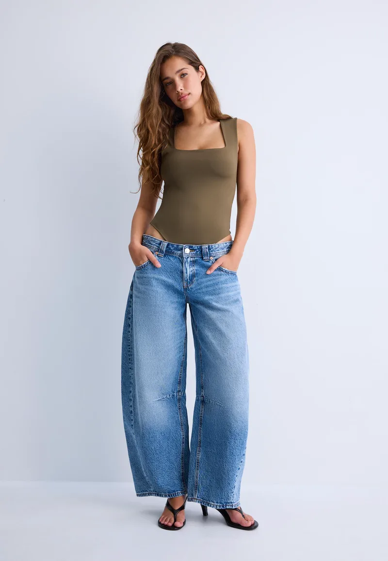 Stradivarius Κορμάκι Από Πολυαμίδιο Με Τετράγωνη Λαιμόκοψη Χακί Xl