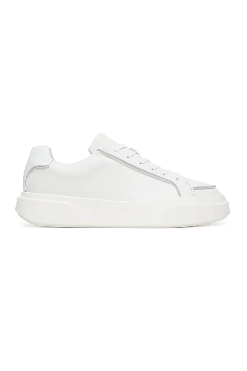 Calvin Klein Jeans ανδρικά sneakers με ανάγλυφο λογότυπο "Chunky Cupsole Lace Up Lth Pinch" - YM0YM01454 Λευκό