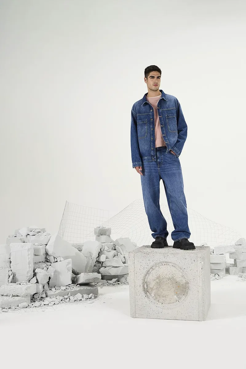 Denim jacket με μεγάλες τσέπες