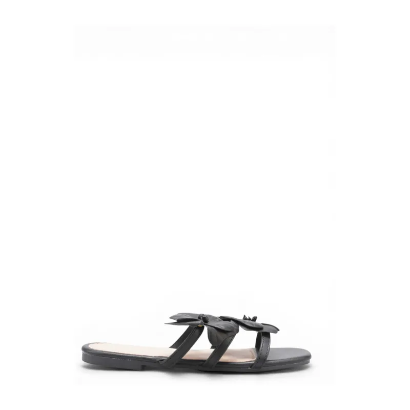Σανδάλια χωρίς τακούνι La Modeuse 78084_P185540