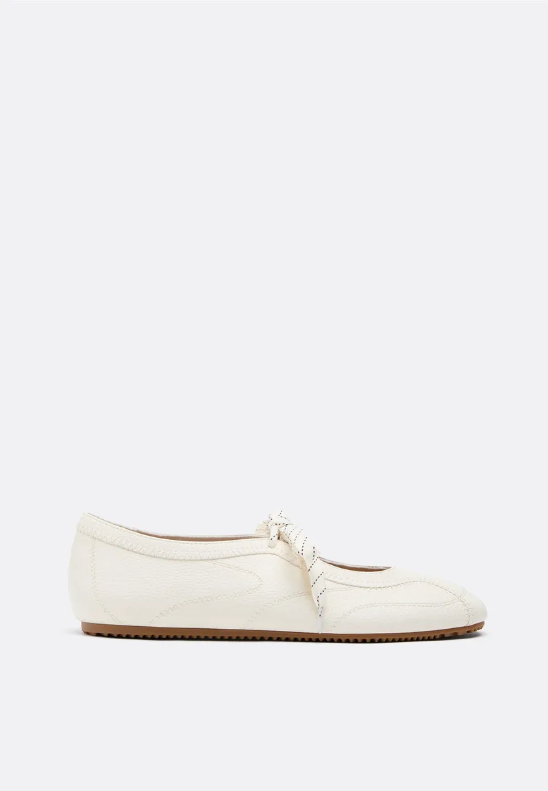 Stradivarius Sneakerinas Με Φιόγκο Λευκό 40