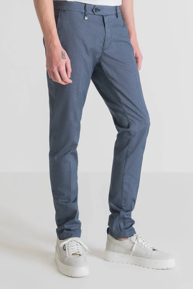 Antony Morato Παντελόνι Chinos Με All-Over Print BRYAN - Μπλε - MMTR00580-FA850328