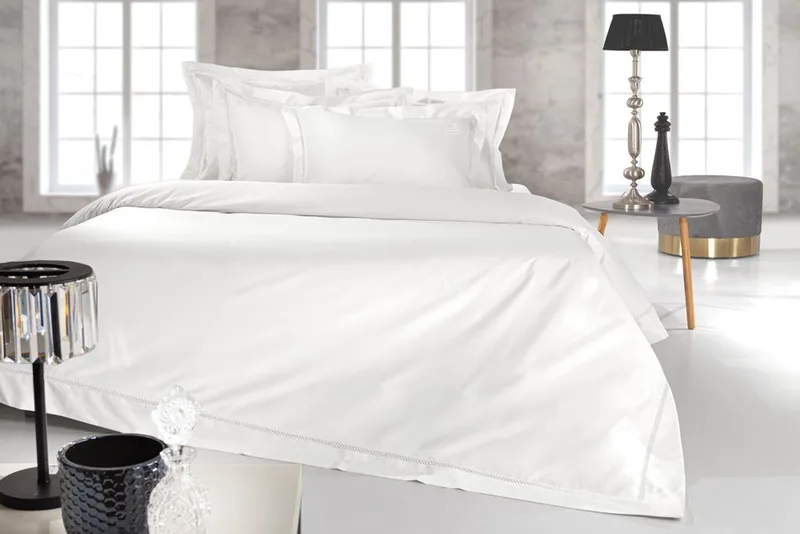 Σεντόνια Σετ 4τμχ Βαμβακoσατέν King Size Blend White 270x280εκ. Guy Laroche (Ύφασμα: Βαμβακοσατέν, Τύπος κατωσέντονου: Χωρίς Λάστιχο, Χρώμα: Λευκό, Μέγεθος: King Size) - Guy Laroche - 5206480619342