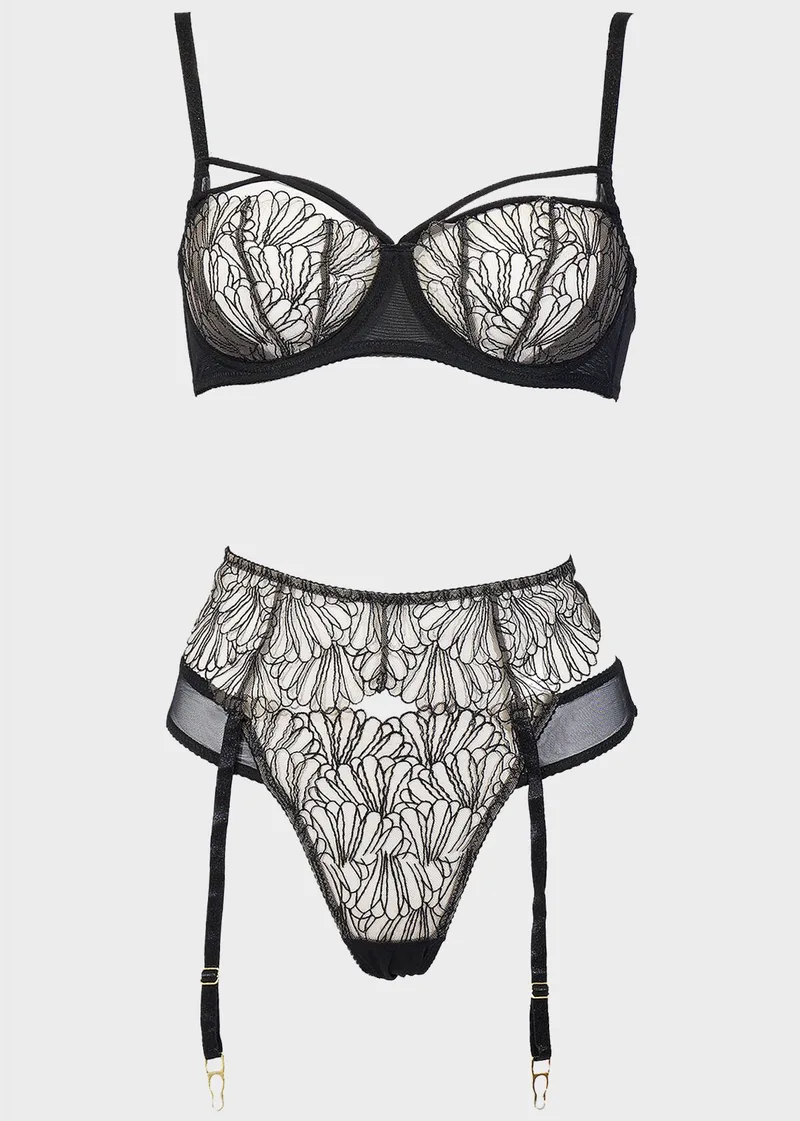 Γυναικείο set bralette bra string ρυθμιζόμενες τιράντες & ζαρτιέρα.Συσκευασία 3pack ΜΑΥΡΟ