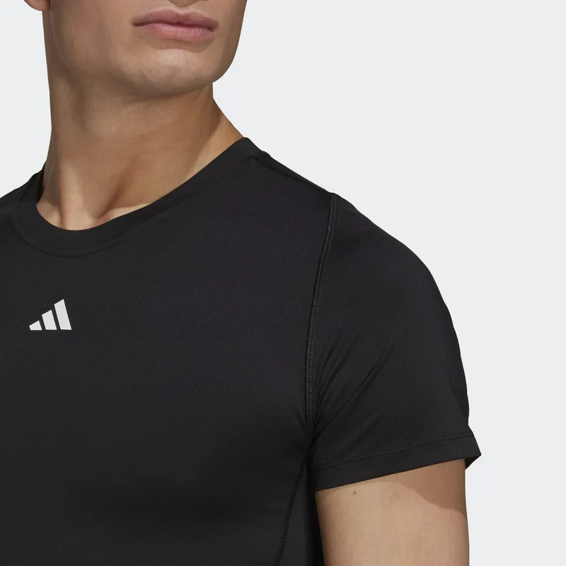adidas TechFit Training Ανδρικό T-shirt (9000113803_1469)