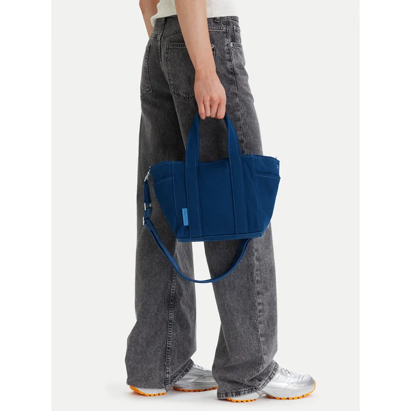 Τσάντα Calvin Klein Webbing Strap Canvas Small Tote LV04F3384G Μπλε