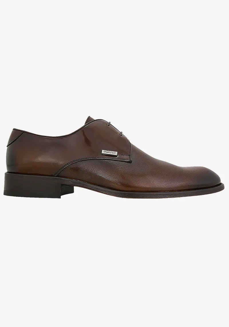 Guy Laroche Παπούτσια Sens - 15622 1058 99 Brown