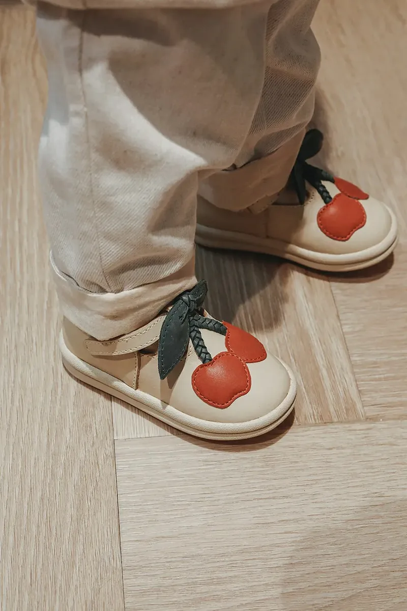 Δερμάτινα παιδικά κλειστά παπούτσια Donsje Joeka Shoes Cherry