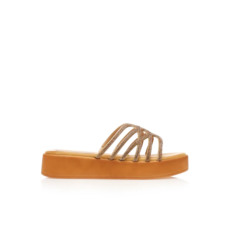 Flatforms χρυσά δερματίνη με ιδιαίτερη φάσα από στρας ΧΡΥΣΟ