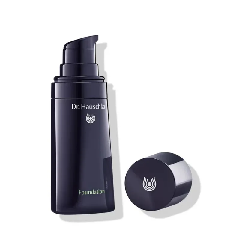 Dr. hauschka Foundation - Nourishing make-up with mineral pigments 30 ml 04 Hazelnut