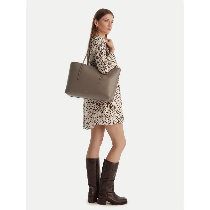 Τσάντα Calvin Klein Foil Logo Tote W/Pouch LV04F3274G Μπεζ