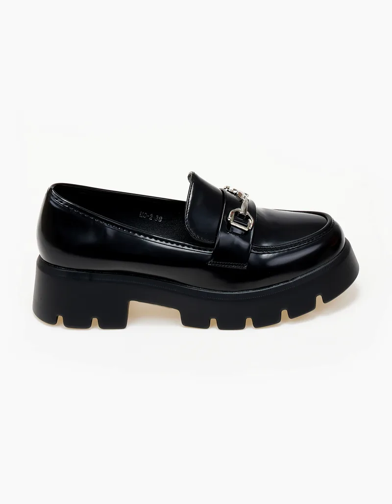 Loafers με αγκράφα - Μαύρο
