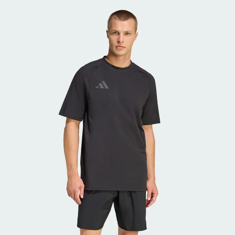 adidas M Tiro Travel Tee (9000270661_44884)