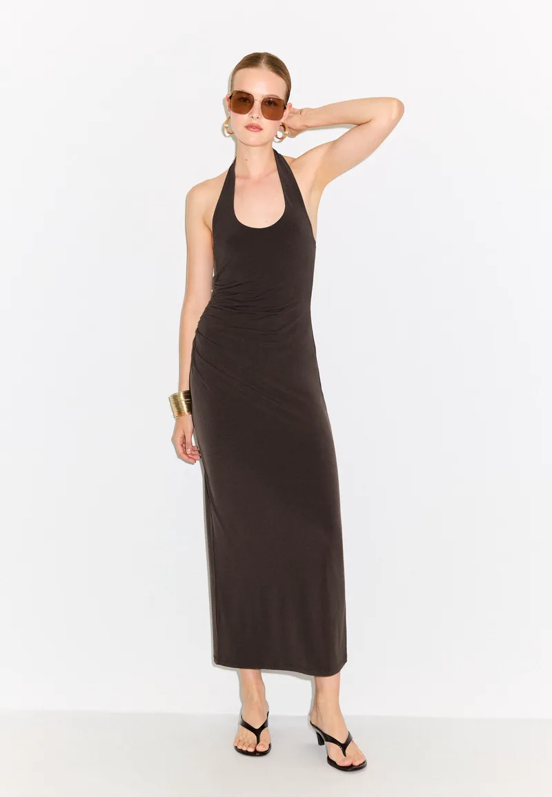 Stradivarius Μίντι Φόρεμα Με Λαιμόκοψη Halter Καφέ S